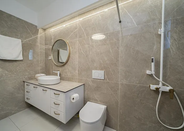 Melina's * Karavómilosz